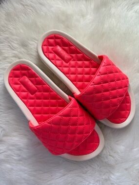 New! APL Quilted Leather Slide Sandals